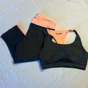 Forever 21 bundle: sports bra and Capri leggings size L